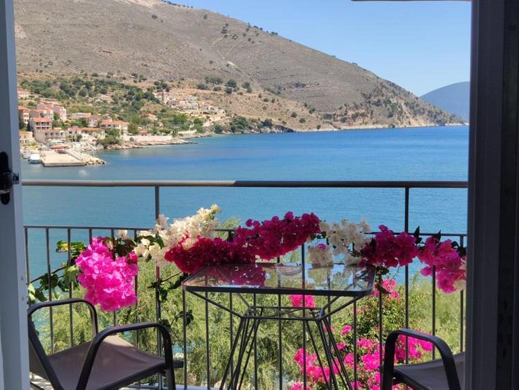 Ballas Apartments Agia Efimia Exterior photo