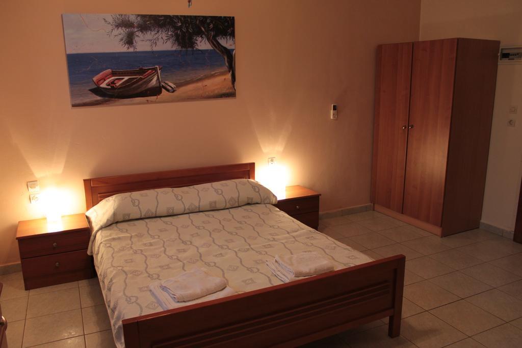 Ballas Apartments Agia Efimia Room photo